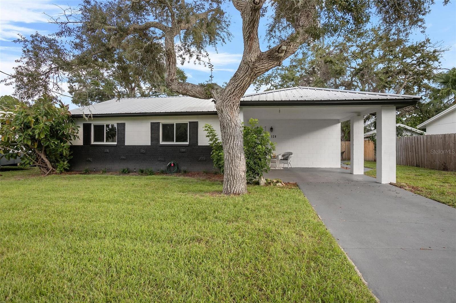 Photo of 128 ORANGE AVENUE EDGEWATER FL 32132