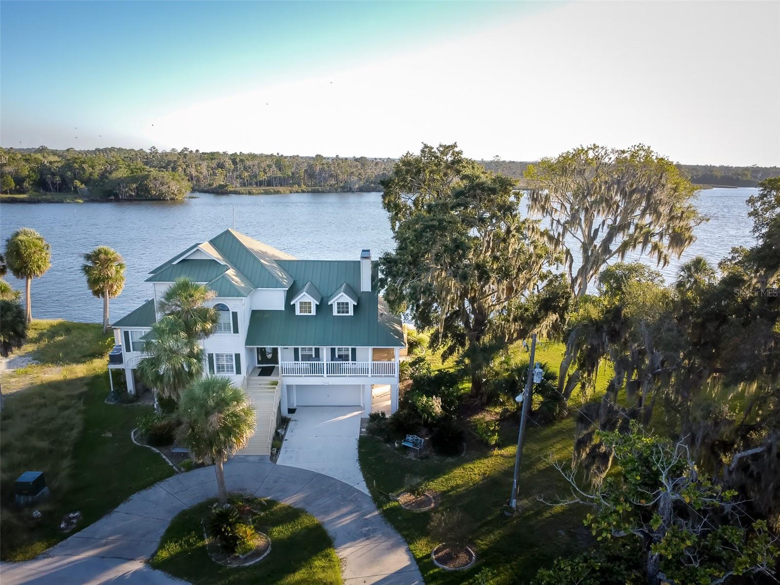 Photo of 2130 NW 14TH STREET CRYSTAL RIVER FL 34428