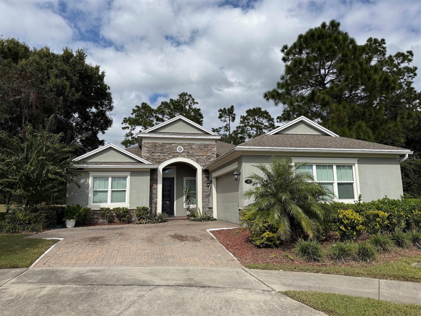 Photo of 122 PENNYROYAL LANE DELAND FL 32724