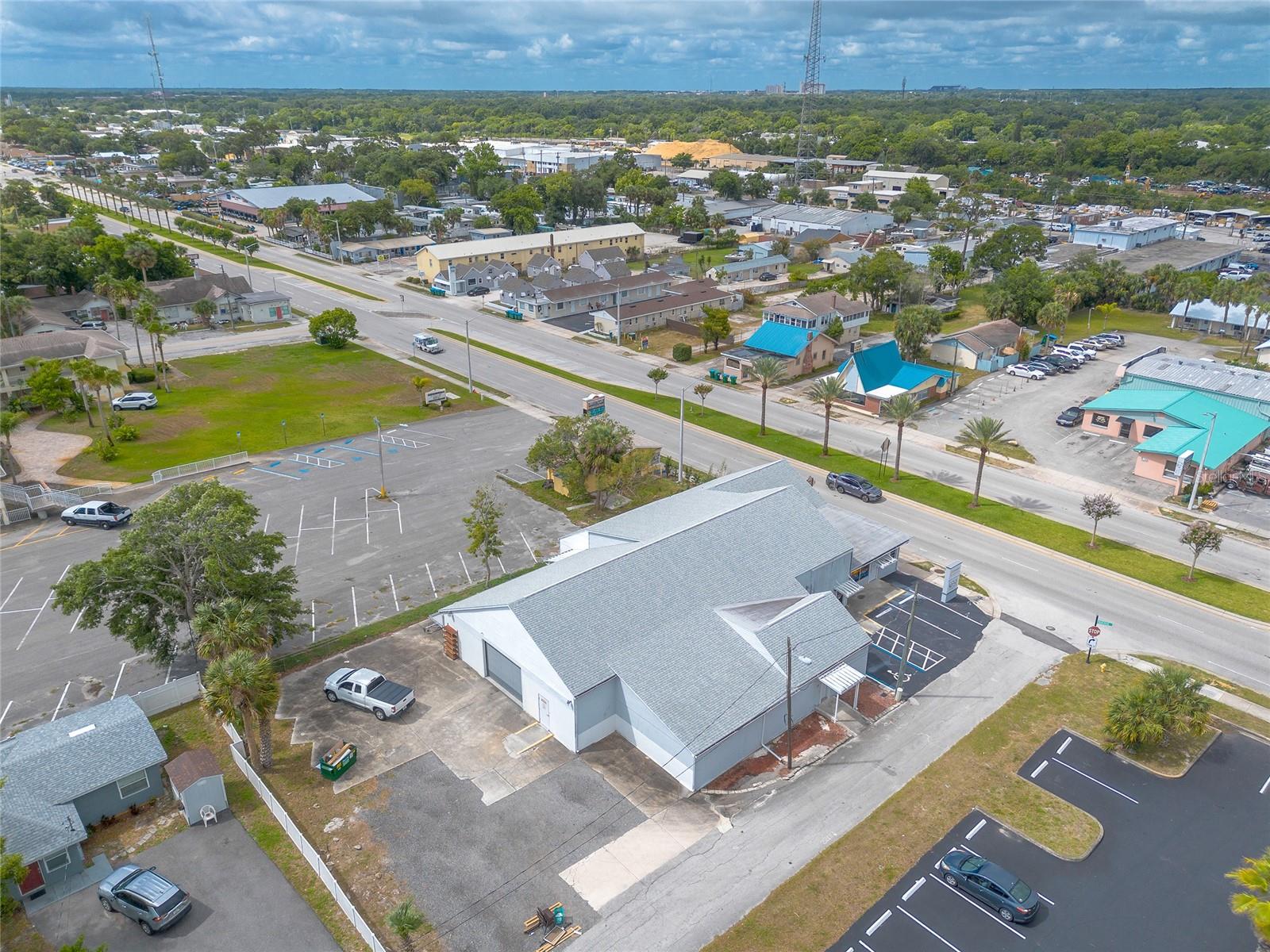 Photo of 529 RIDGEWOOD AVENUE DAYTONA BEACH FL 32117