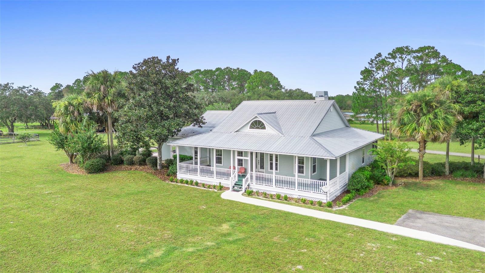 Photo of 42554 MAGGIE JONES ROAD PAISLEY FL 32767