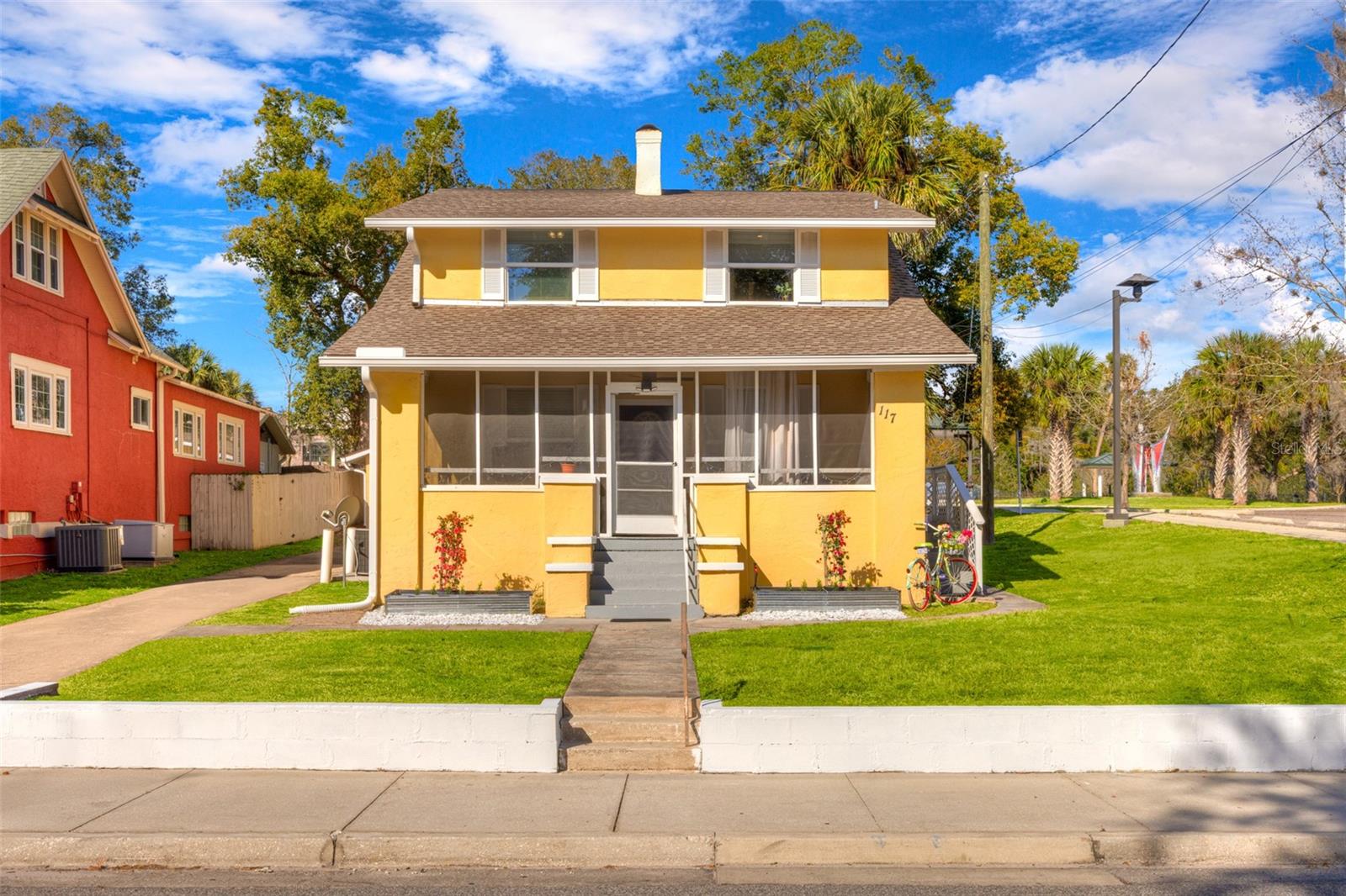 Photo of 117 E EUCLID AVENUE DELAND FL 32724