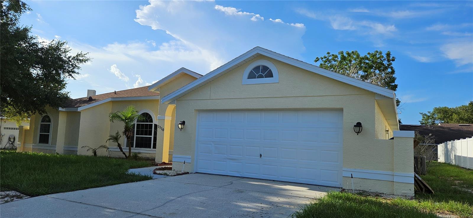 Photo of 1510 GAYNOR COURT DELTONA FL 32725