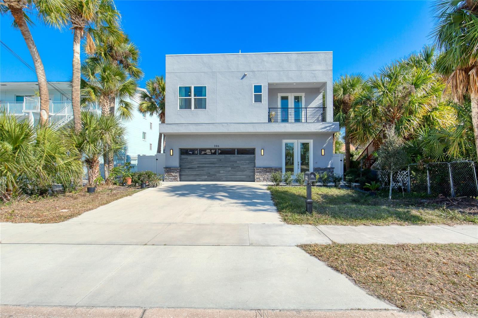 Photo of 206 N HALIFAX AVENUE DAYTONA BEACH FL 32118