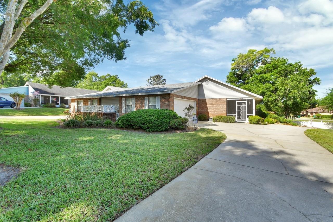 Photo of 2520 S GLEN EAGLES DRIVE DELAND FL 32724