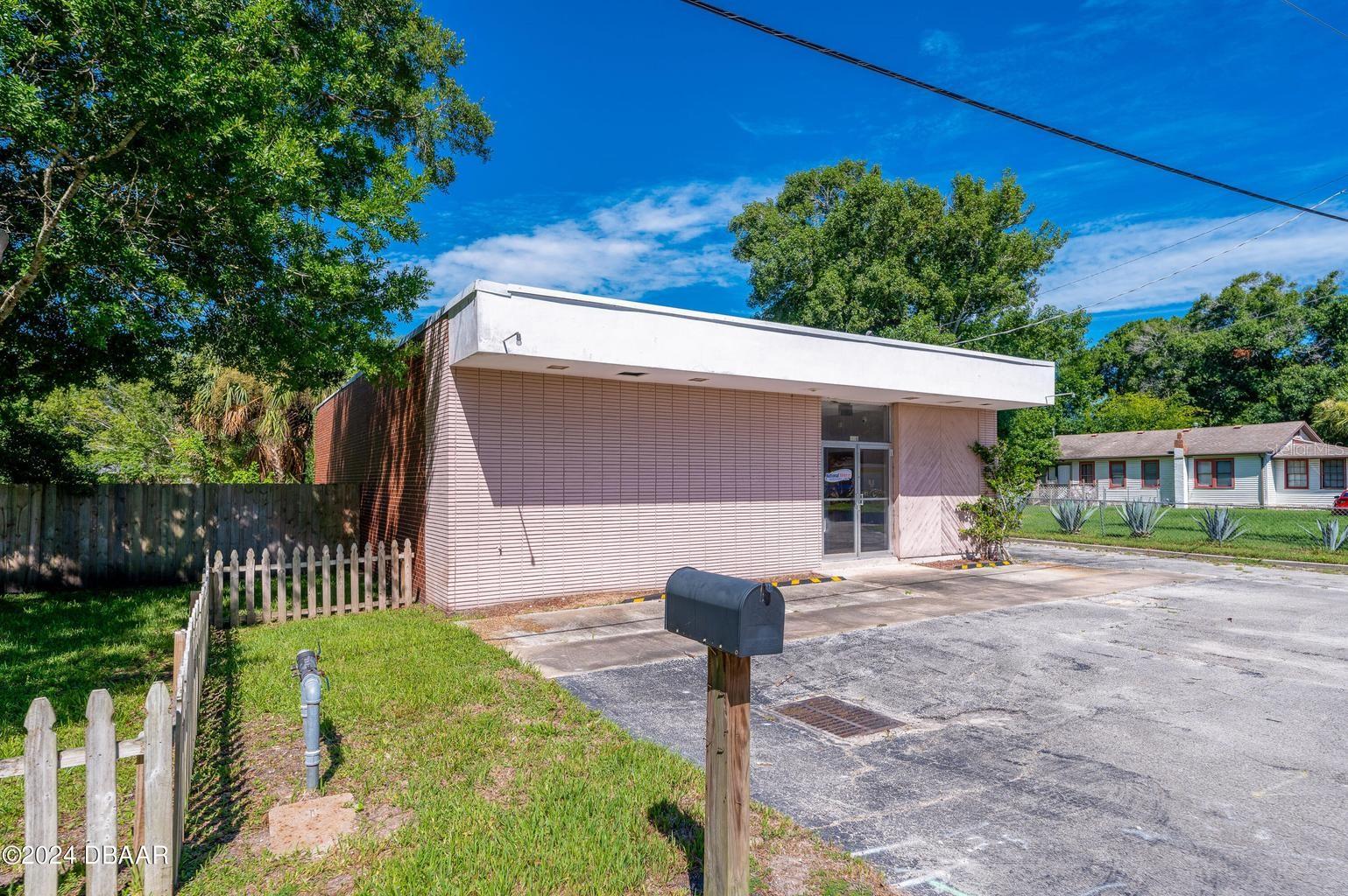 Photo of 116 CENTER STREET DAYTONA BEACH FL 32117