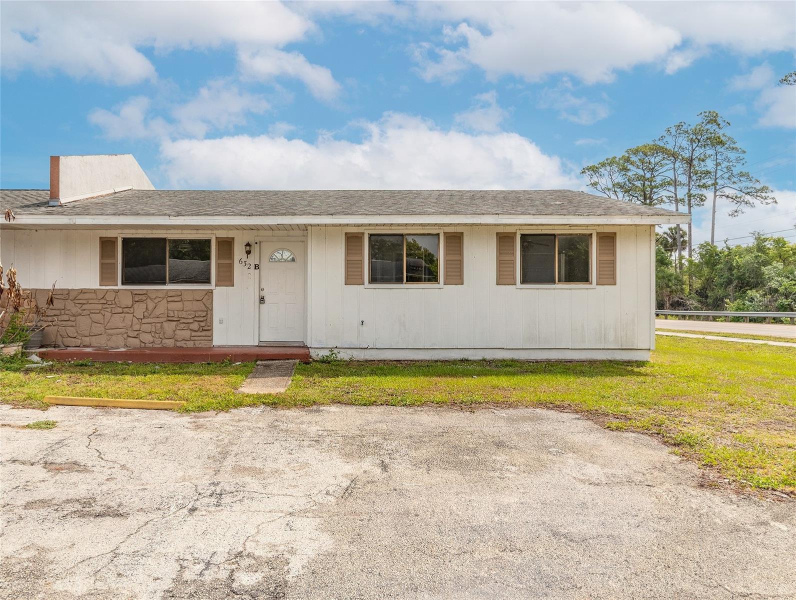 Photo of 632 LPGA BOULEVARD #B DAYTONA BEACH FL 32117