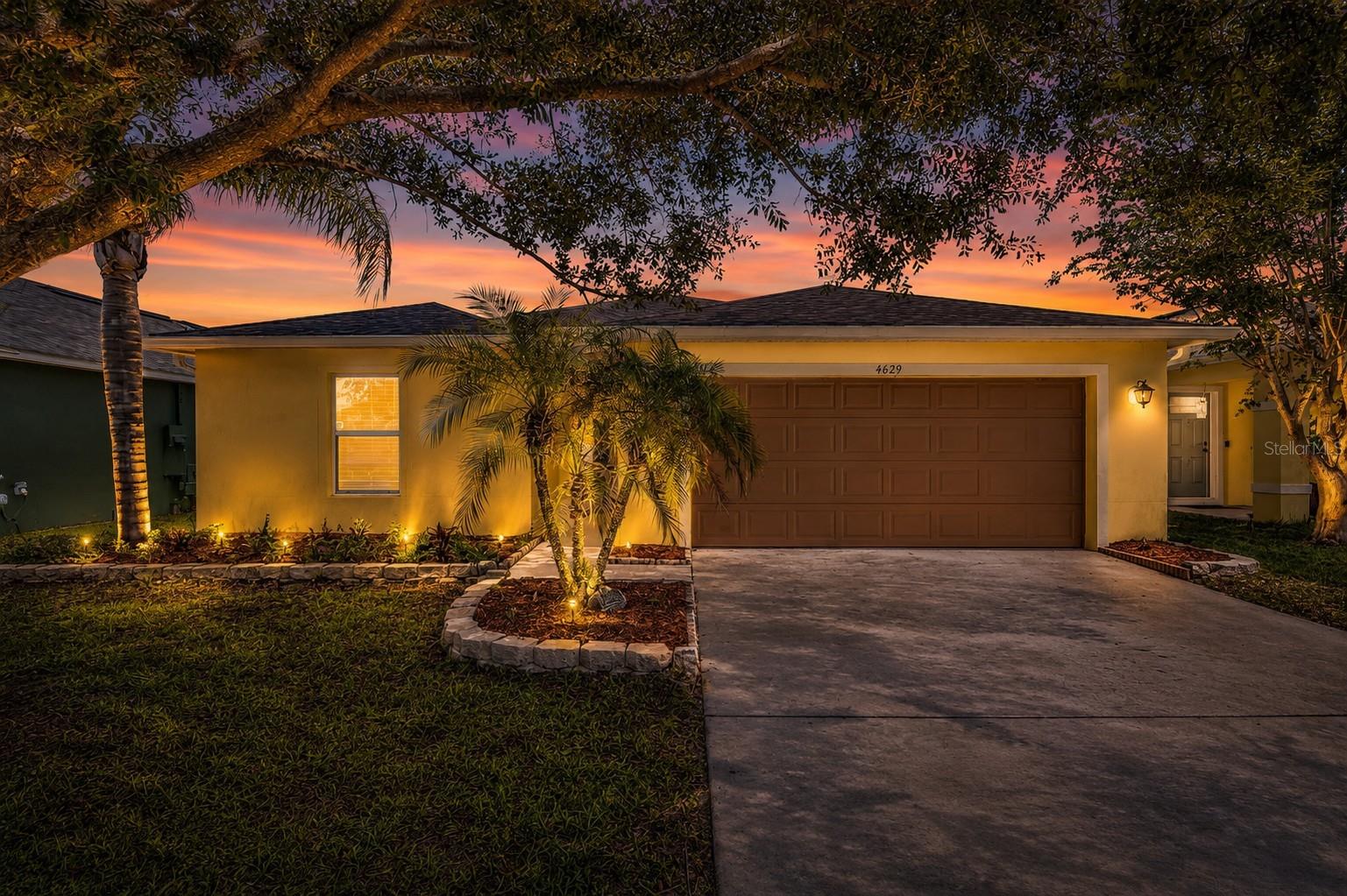 Photo of 4629 CAVERNS DRIVE KISSIMMEE FL 34758