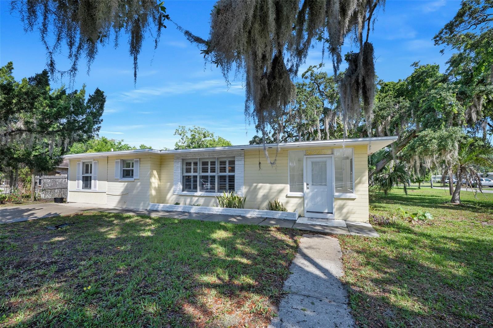 Photo of 183 HERNANDEZ AVENUE ORMOND BEACH FL 32174