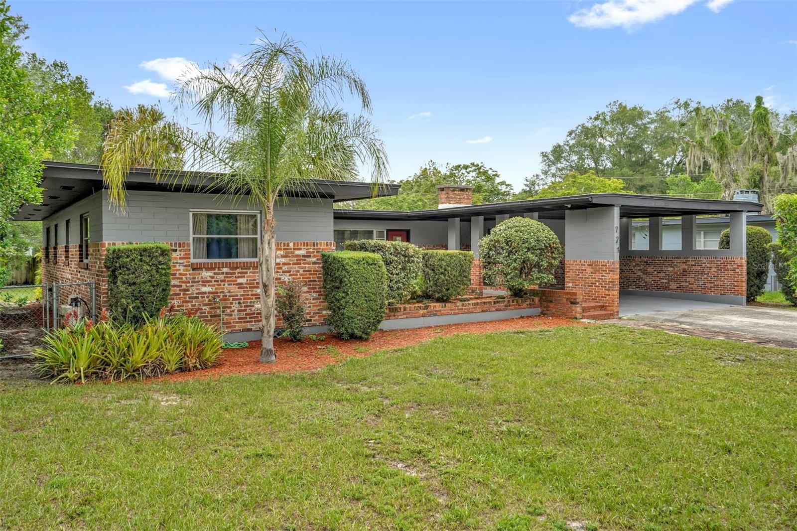 Photo of 721 W EUCLID AVENUE DELAND FL 32720