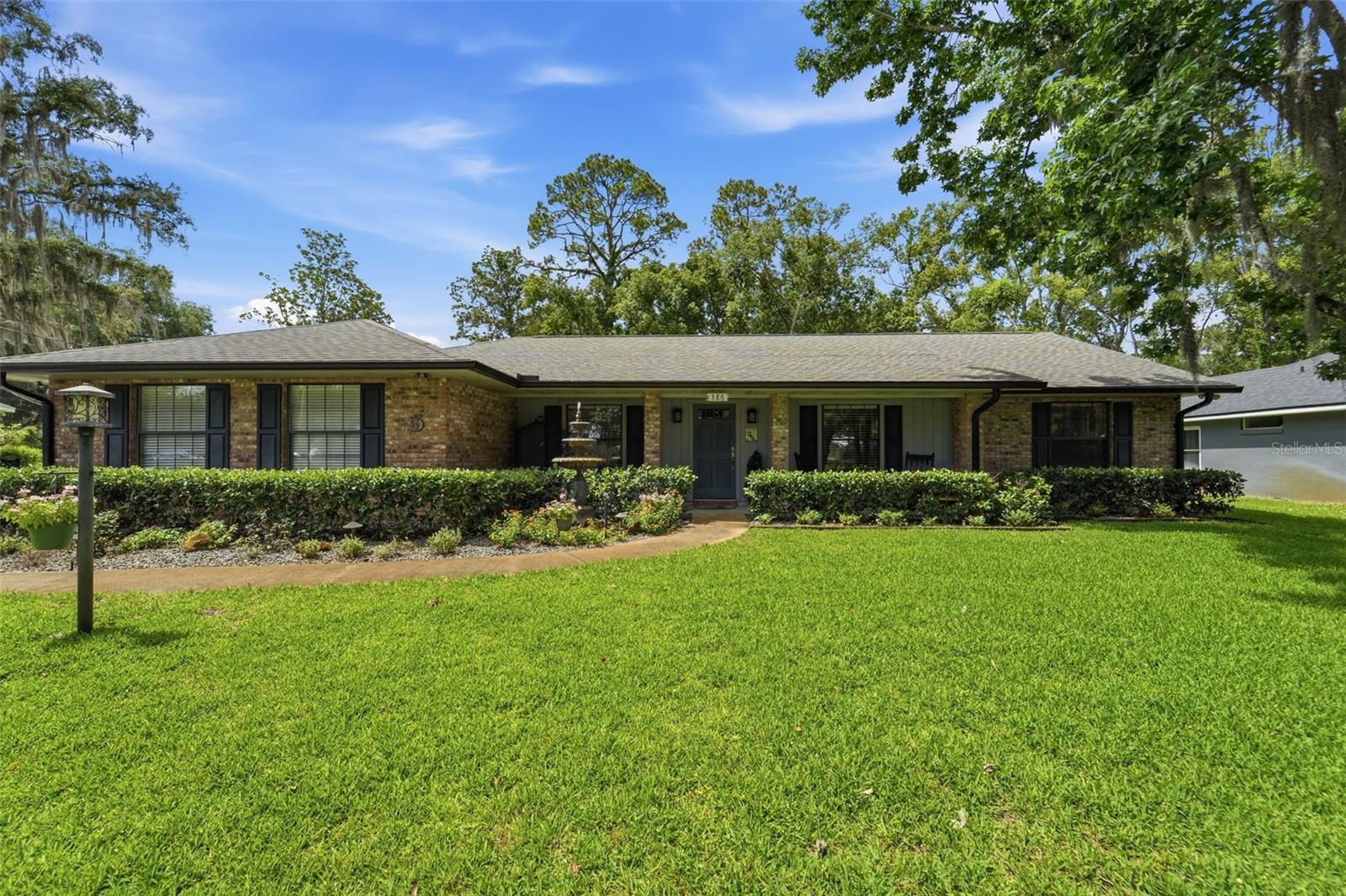 Photo of 386 LAKE CHARLES ROAD DELAND FL 32724