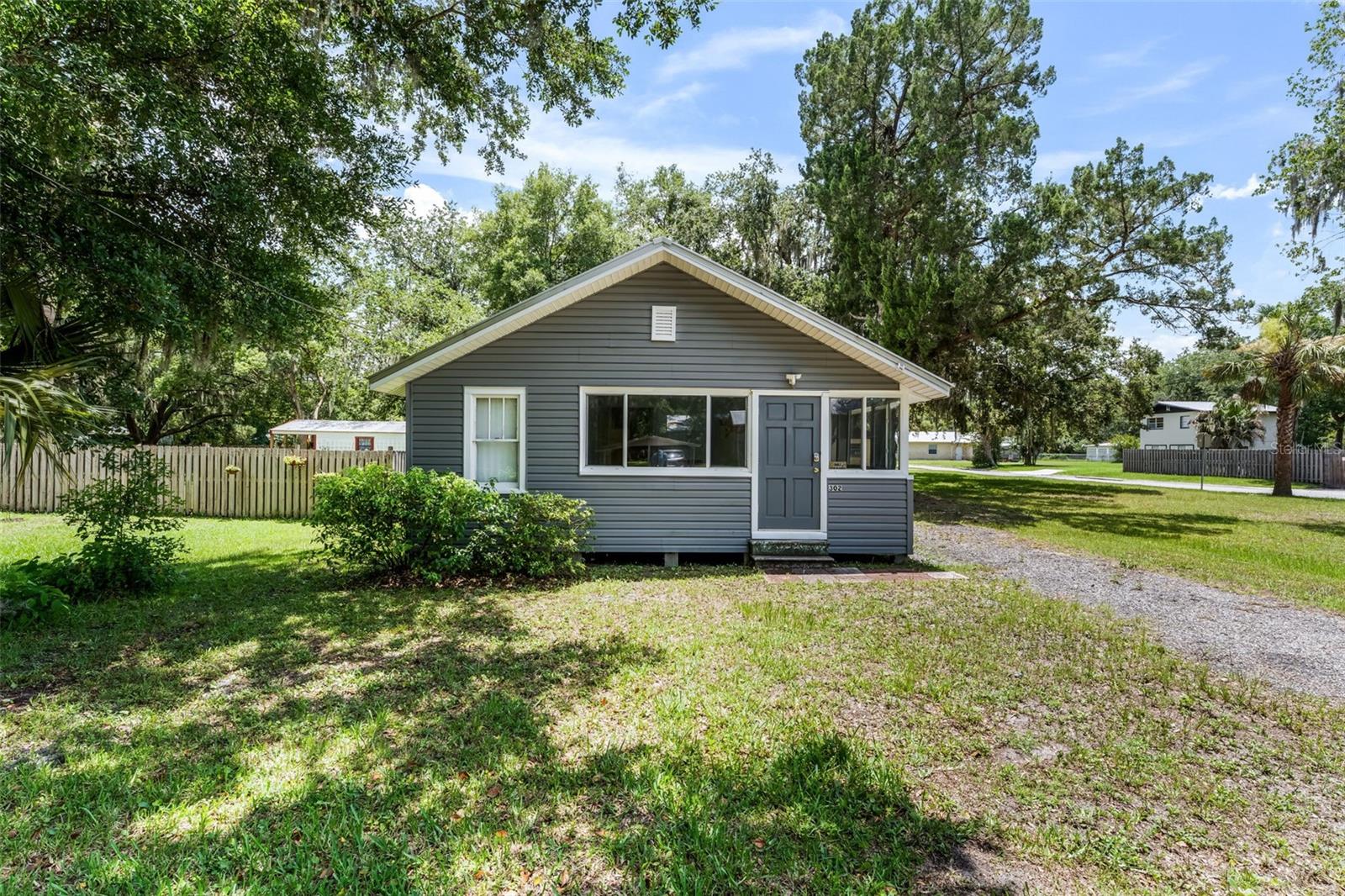 Photo of 302 PARK AVENUE HASTINGS FL 32145