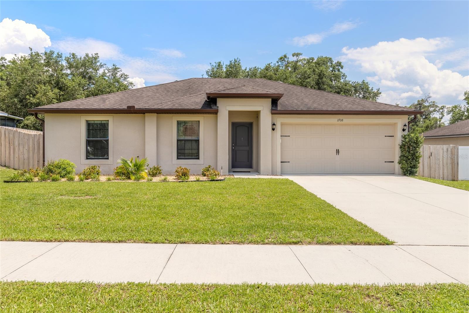 Photo of 1708 WINDWARD OAKS DRIVE DELAND FL 32720