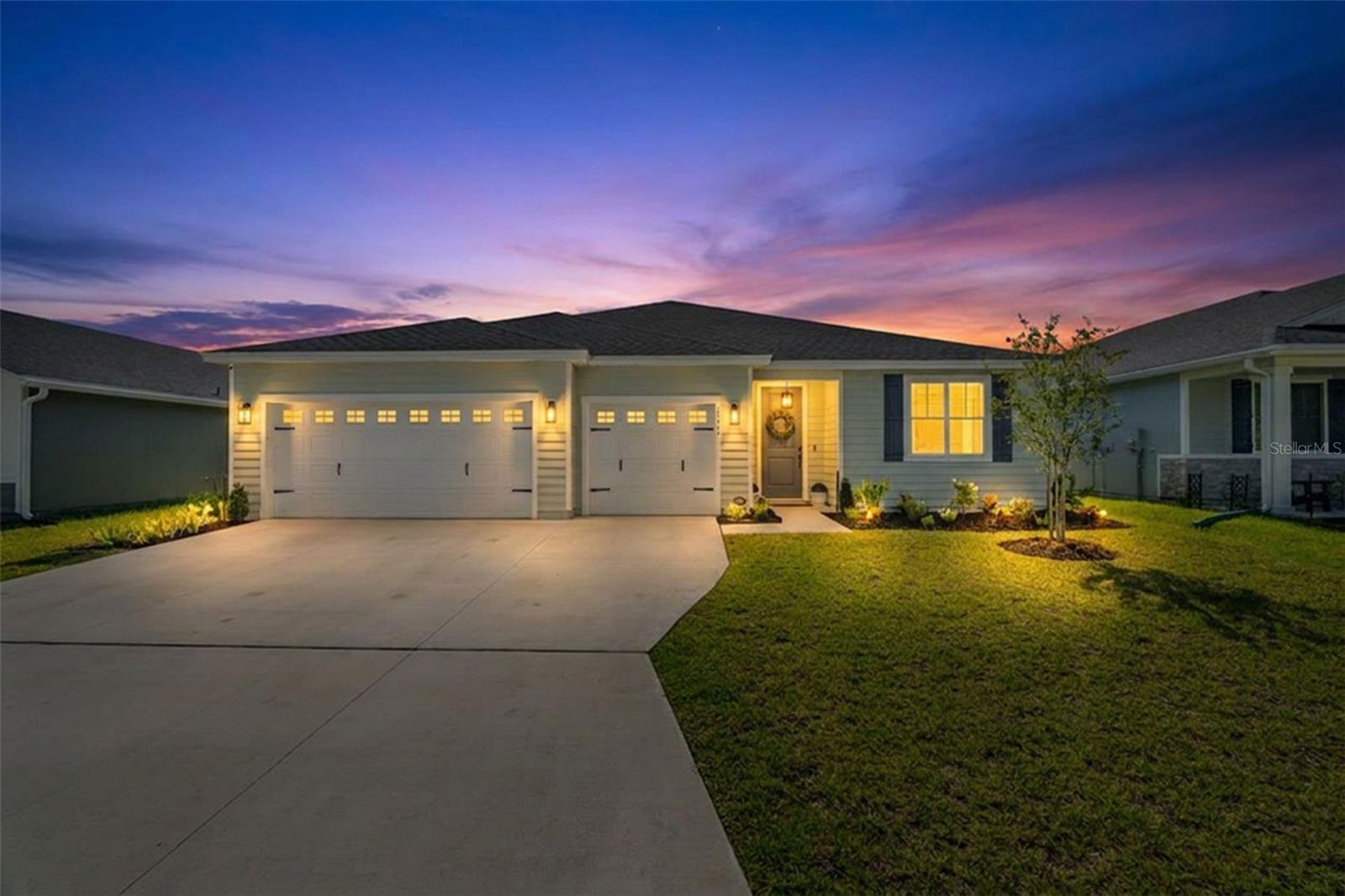 Photo of 12667 SENBAY COURT JACKSONVILLE FL 32218