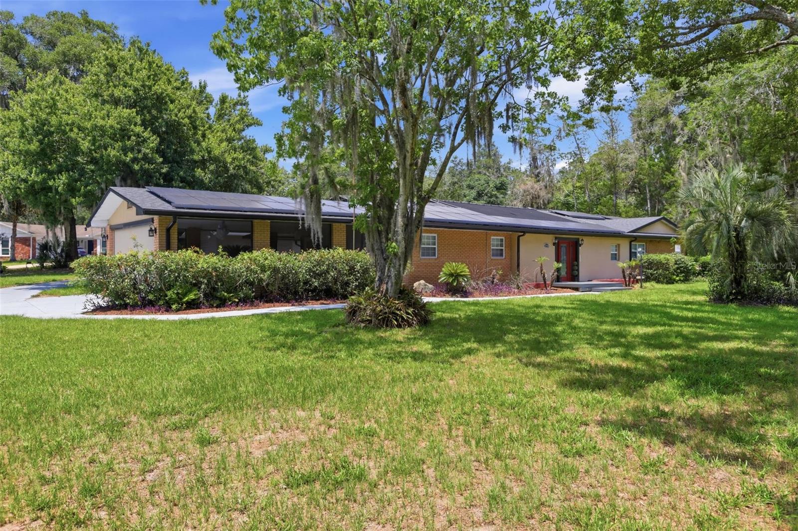 Photo of 1570 GLENWOOD ROAD DELAND FL 32720
