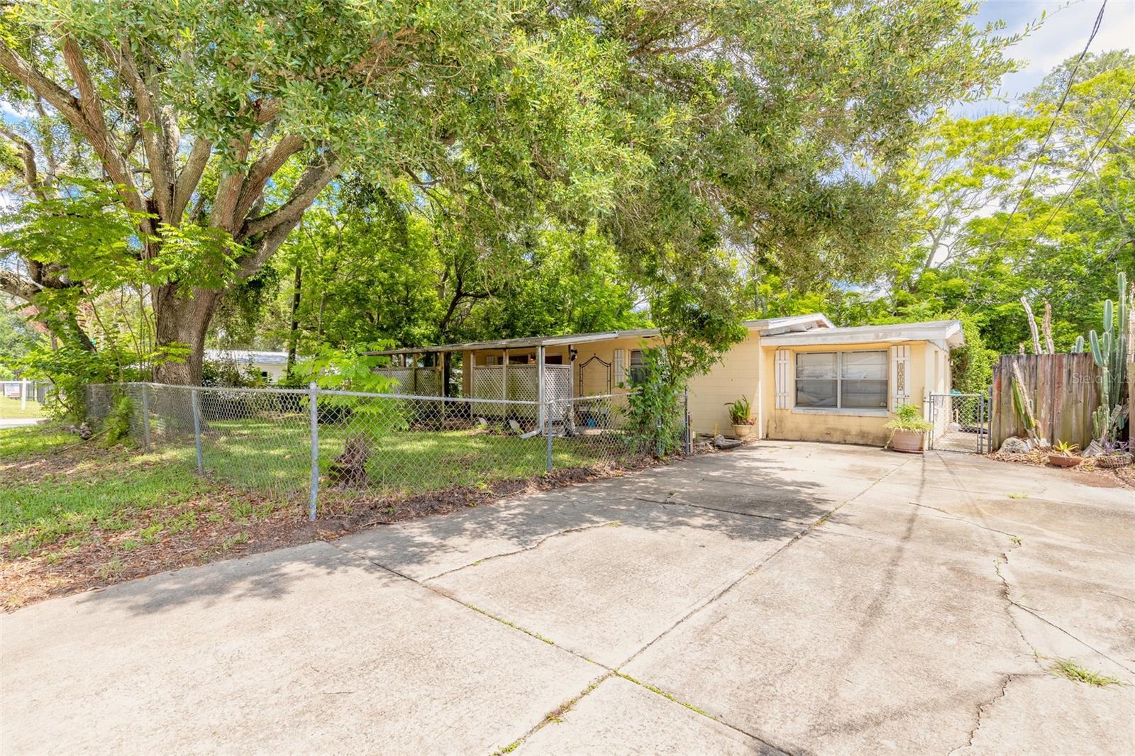 Photo of 1219 LEON LANE DAYTONA BEACH FL 32117
