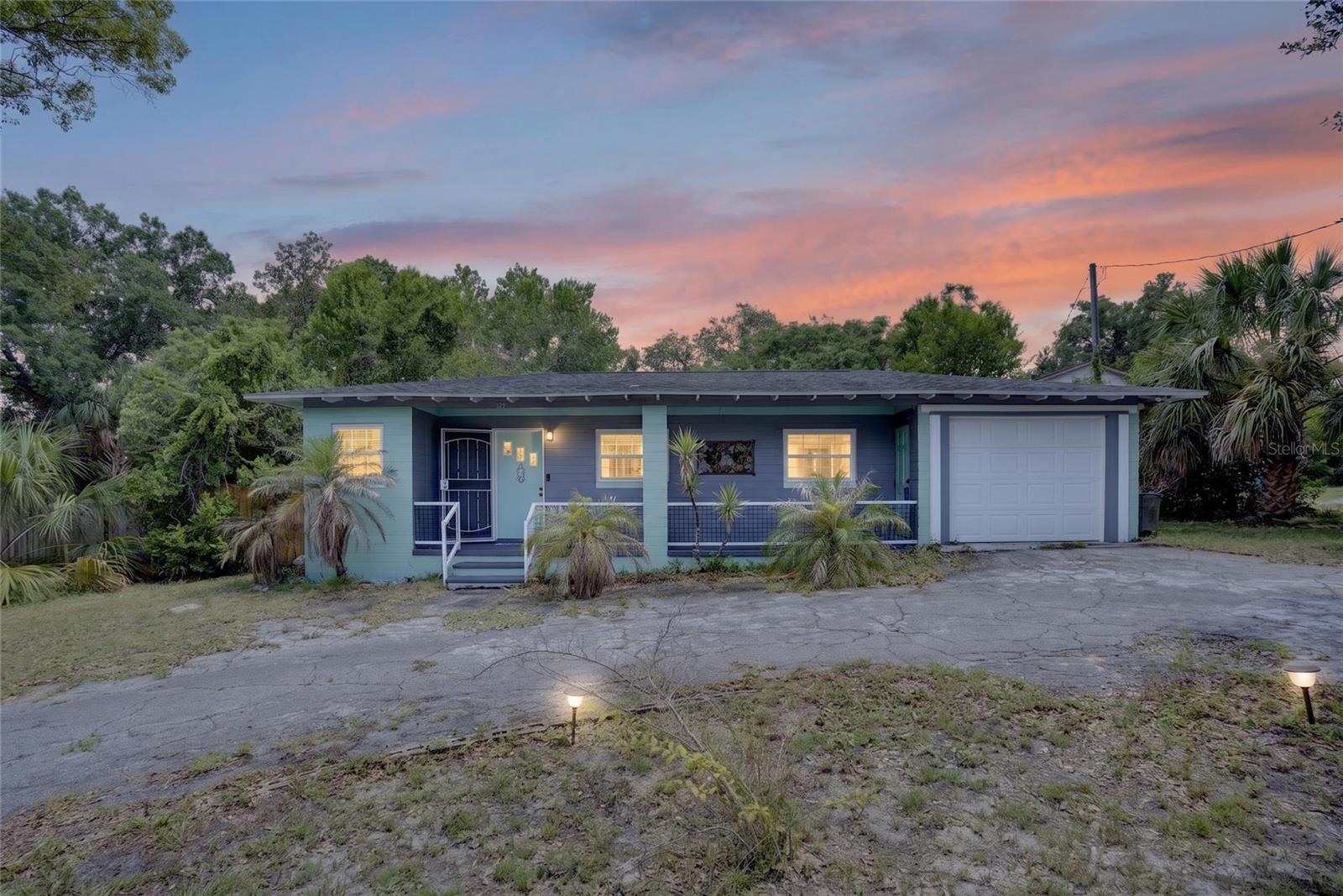 Photo of 129 COLOMBA ROAD DEBARY FL 32713