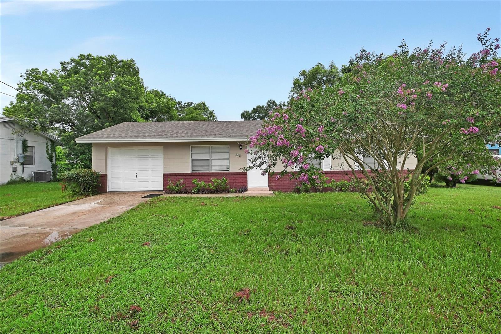Photo of 365 W LANSDOWNE AVENUE ORANGE CITY FL 32763