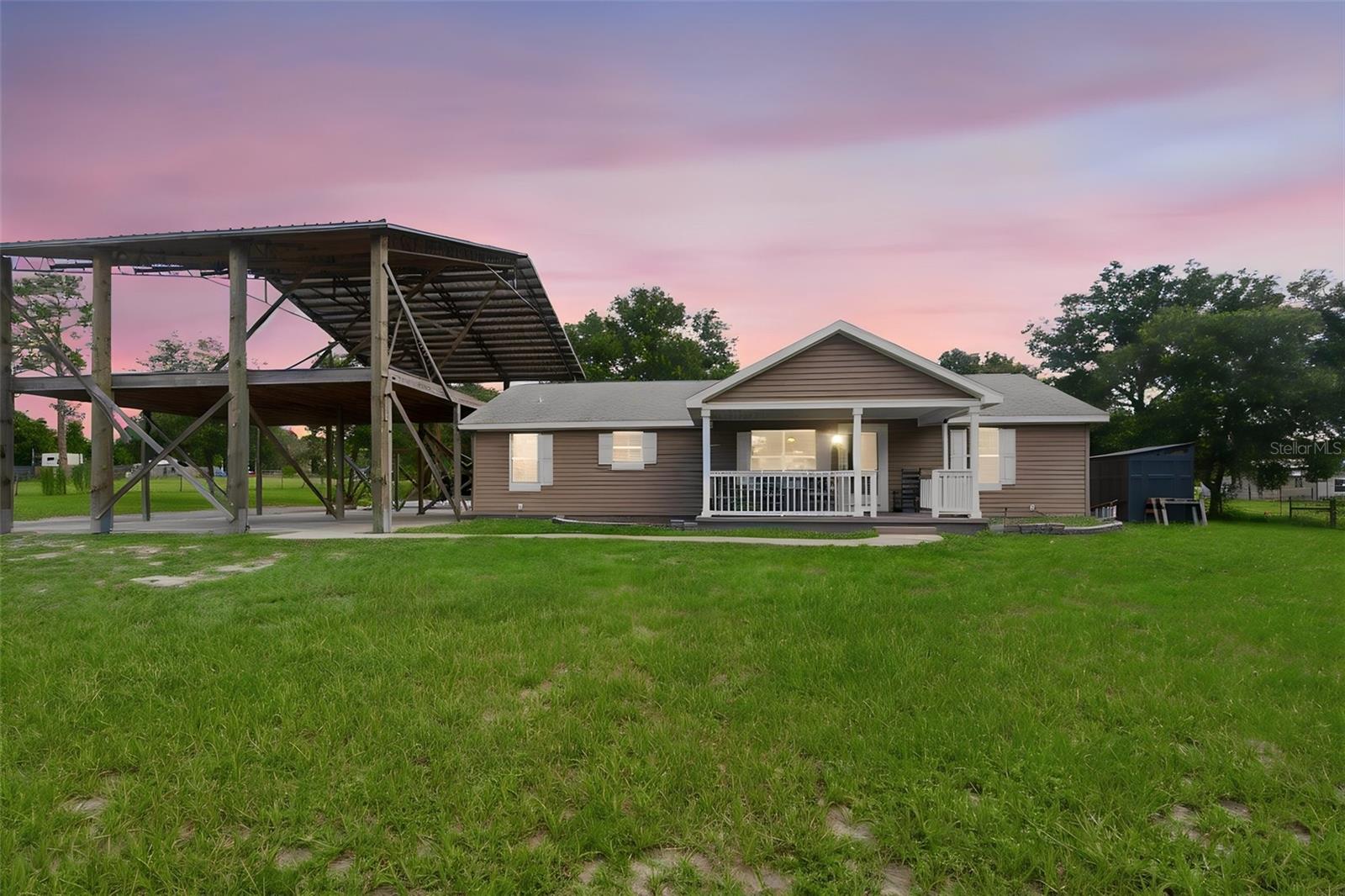 Photo of 32416 PINE ROAD EUSTIS FL 32736