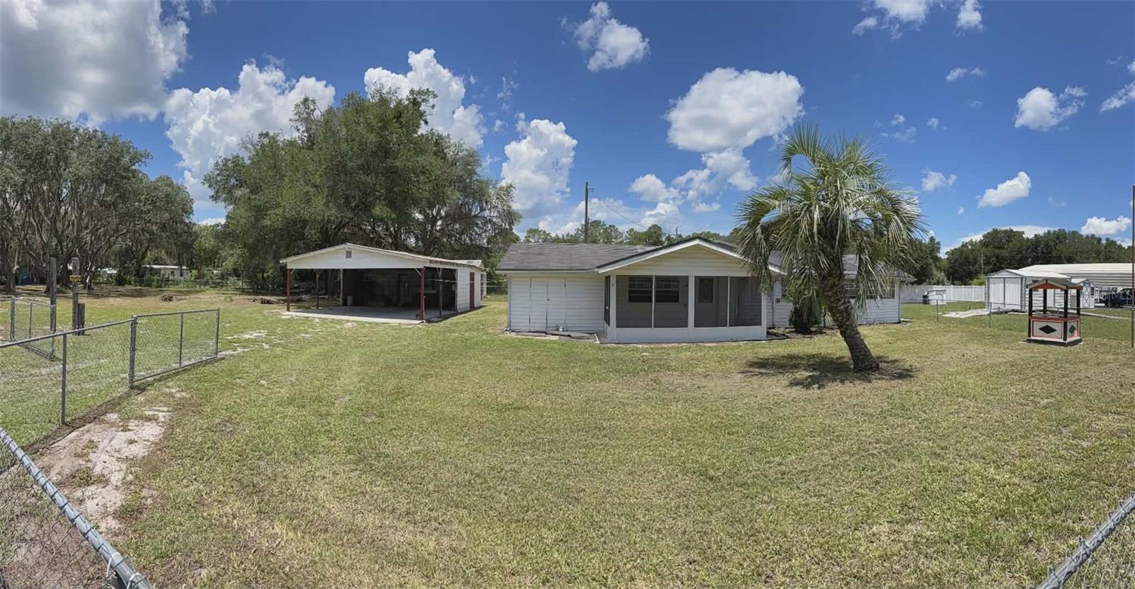 Photo of 16454 NE 141ST AVENUE FORT MC COY FL 32134