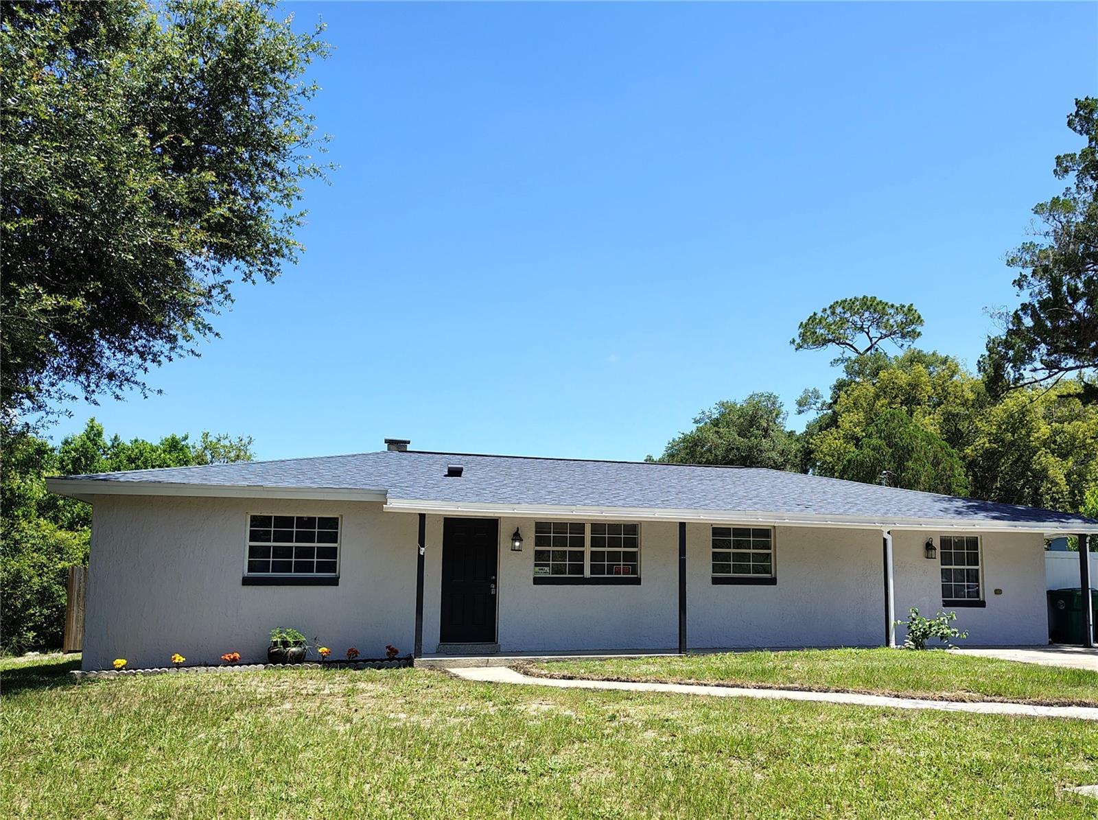 Photo of 415 E BERESFORD AVENUE DELAND FL 32724
