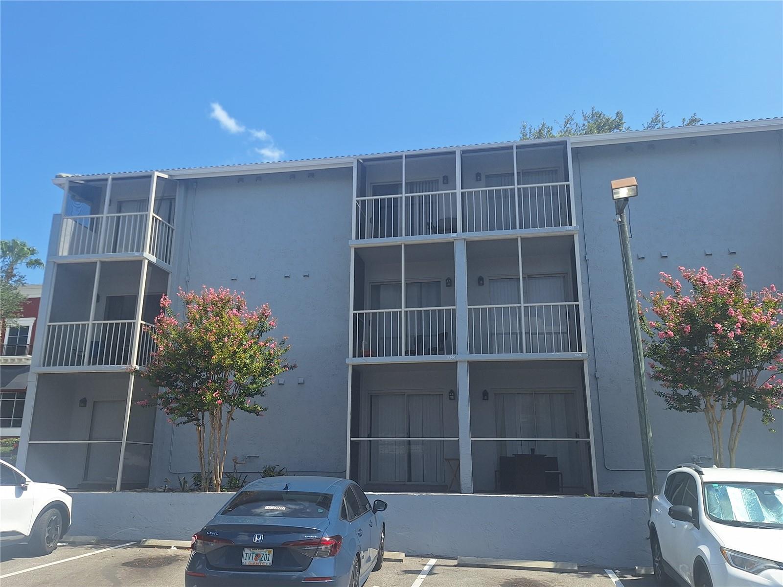 Photo of 136 BLUE POINTE WAY #350 ALTAMONTE SPRINGS FL 32701