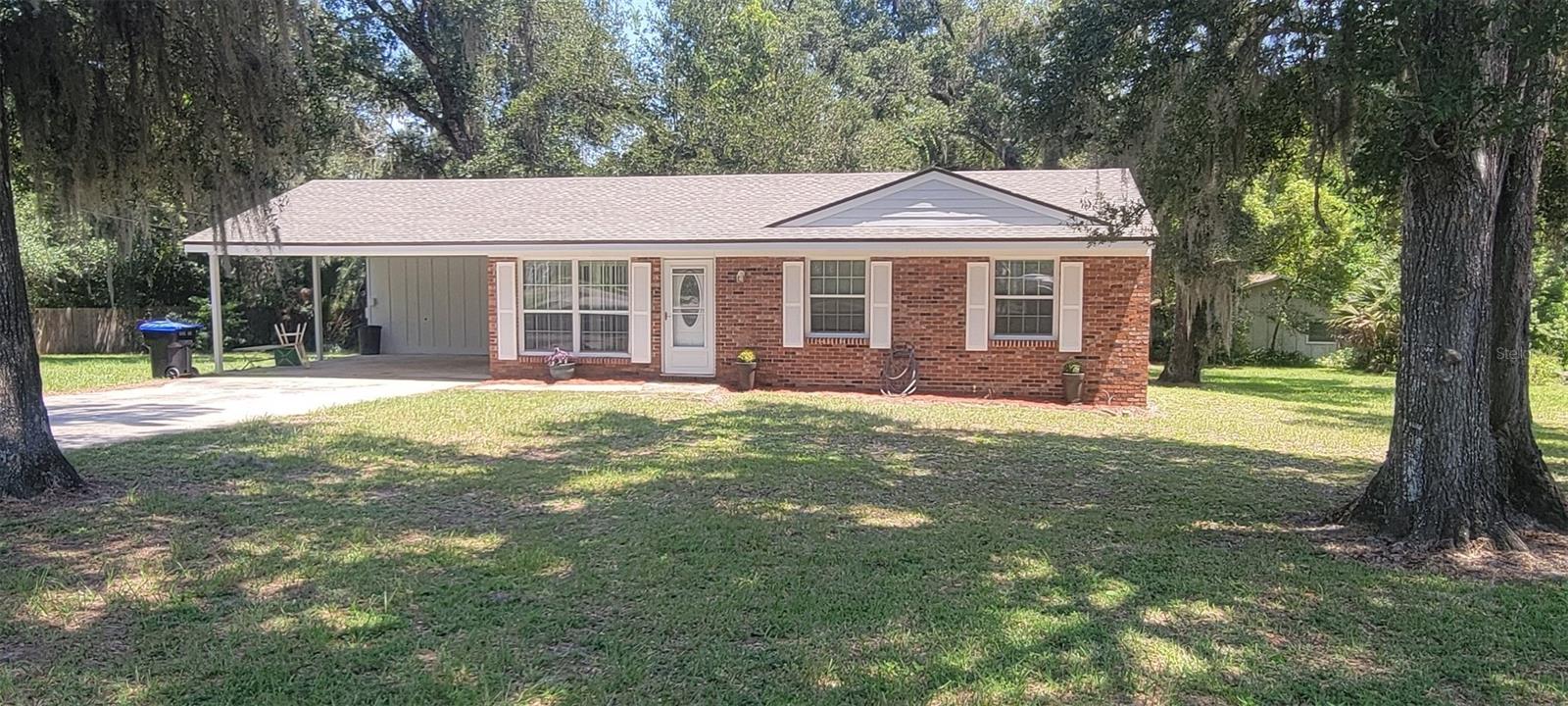 Photo of 1965 MANOR WAY DELAND FL 32720