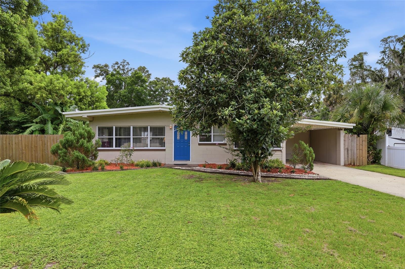 Photo of 722 TEMPLE AVENUE ORANGE CITY FL 32763