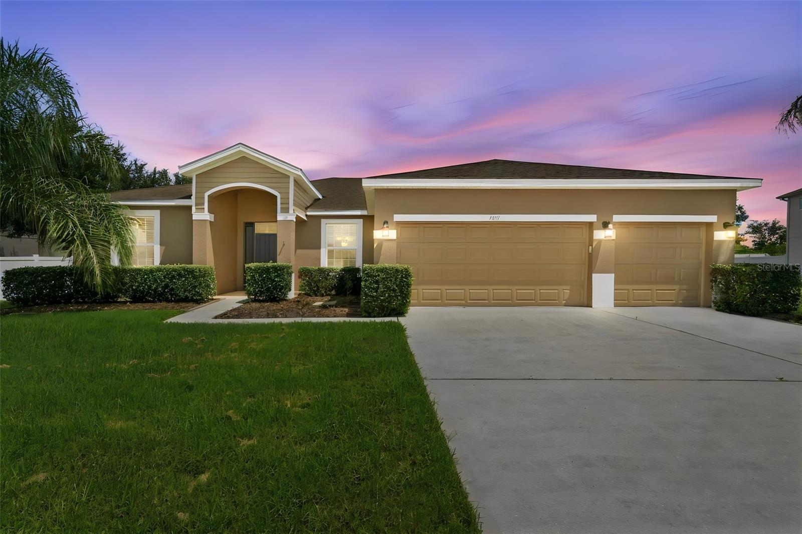 Photo of 1451 DAYSTAR LANE DELTONA FL 32725