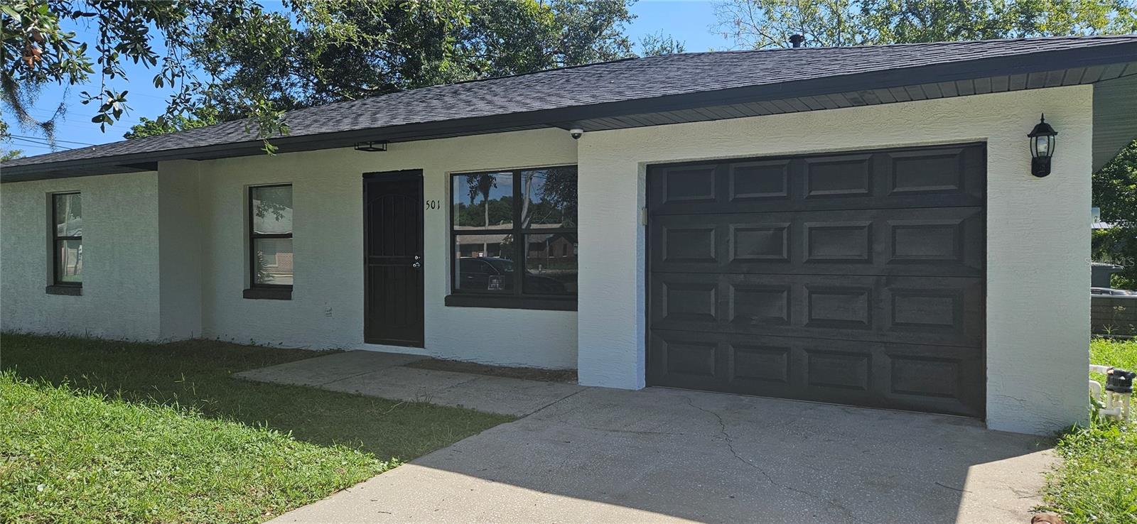 Photo of 501 LOOMIS TRAIL DAYTONA BEACH FL 32114