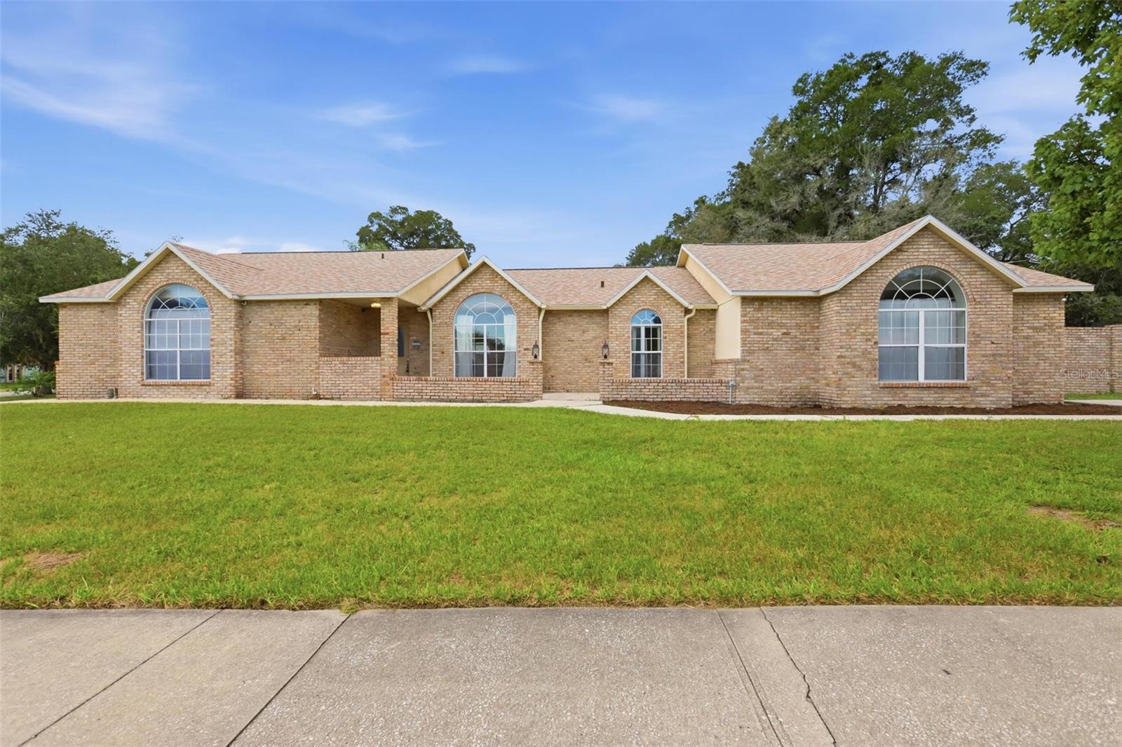 Photo of 1095 E WISCONSIN AVENUE DELAND FL 32724