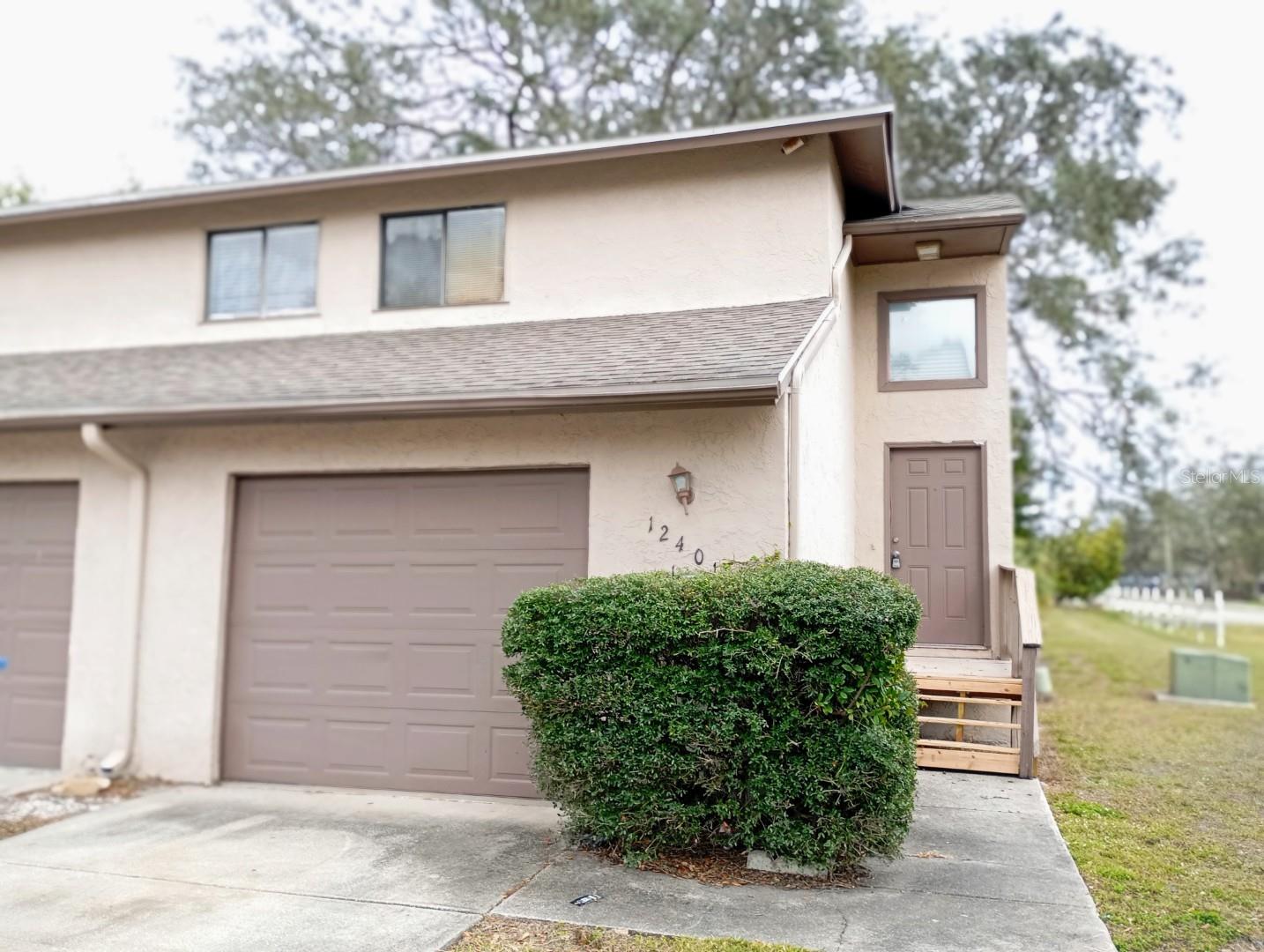 Photo of 12401 JOEL COURT TAMPA FL 33612