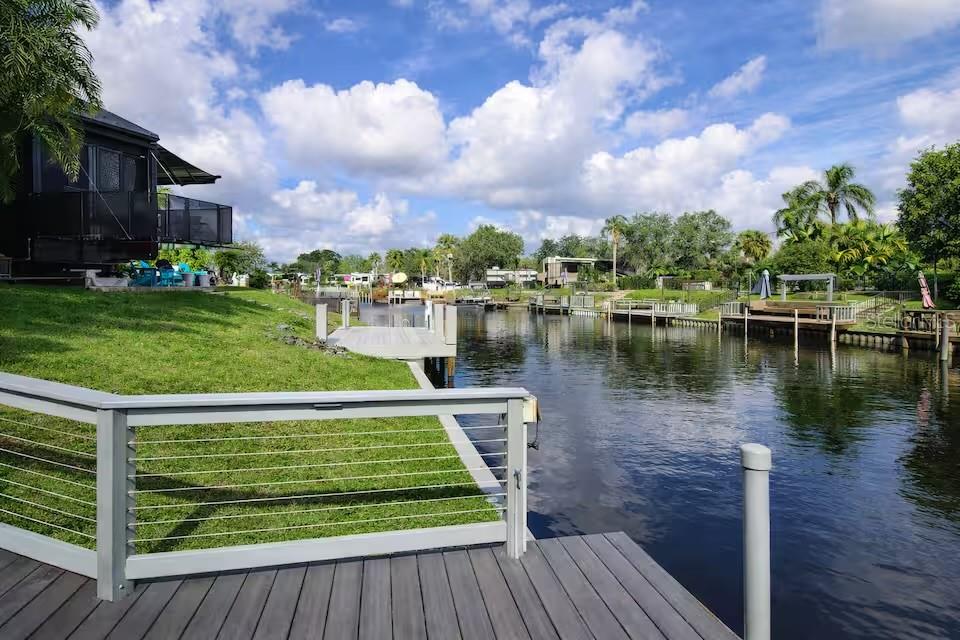 Photo of 443 WATERWAY DRIVE LAKE WALES FL 33898