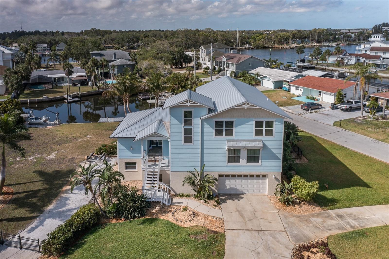 Photo of 5040 WATERSIDE DRIVE PORT RICHEY FL 34668