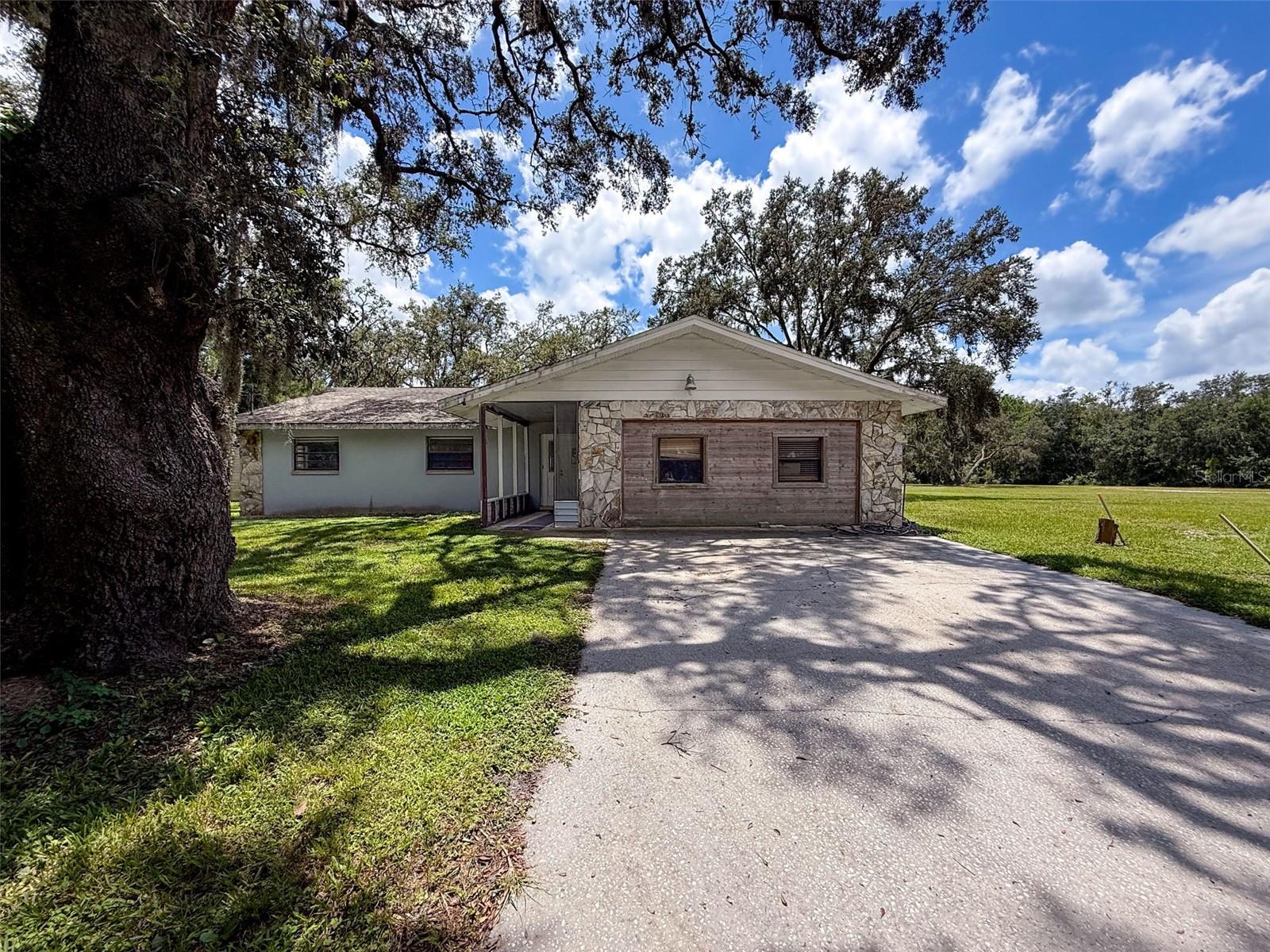 Photo of 15438/15440 AZRA DR ODESSA FL 33556