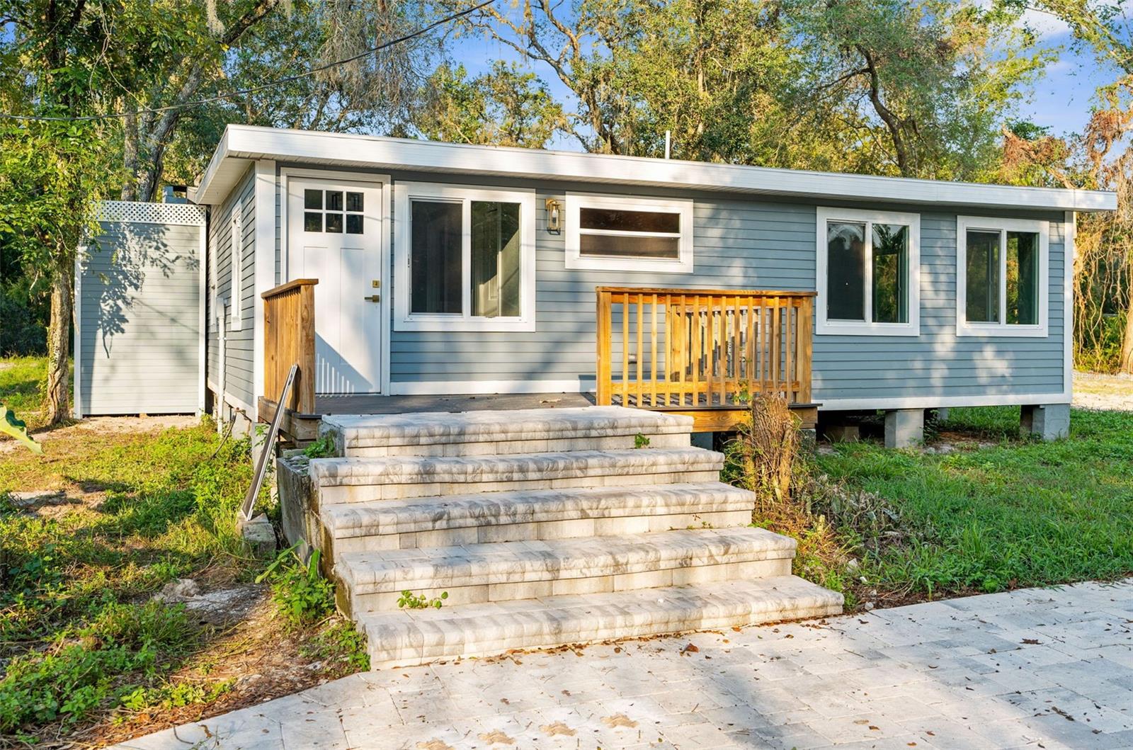 Photo of 5200 CYRIL DRIVE DADE CITY FL 33523