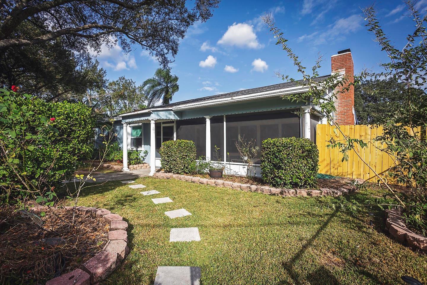 Photo of 2614 FAIRVIEW AVENUE SEFFNER FL 33584