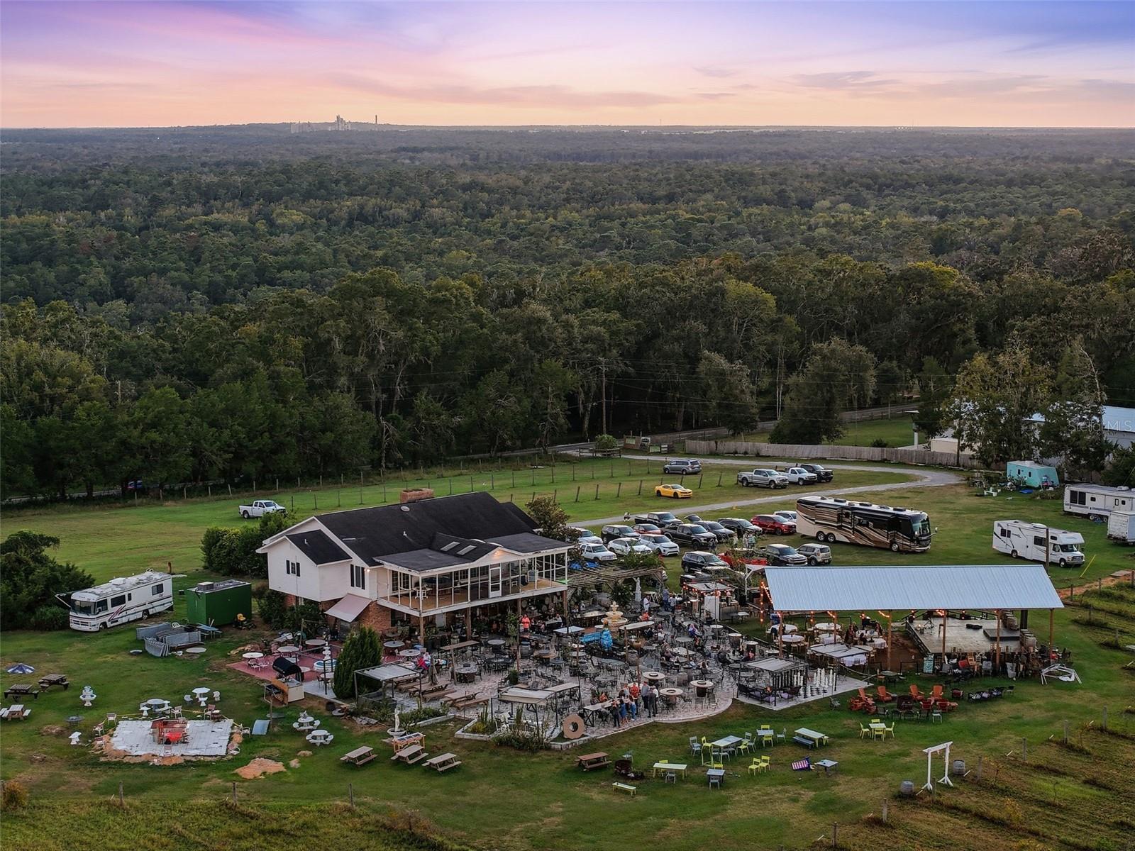 Photo of 21509 SNOW HILL ROAD BROOKSVILLE FL 34601