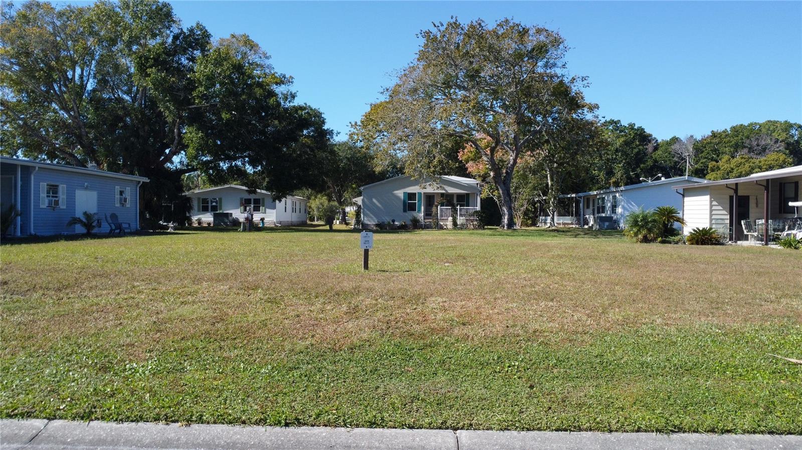 Photo of FOREST GLENN DRIVE SPRING HILL FL 34607