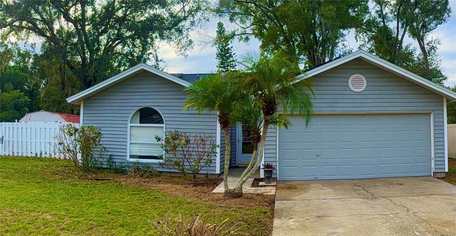 Photo of 2635 GLENVIEW DRIVE LAND O LAKES FL 34639