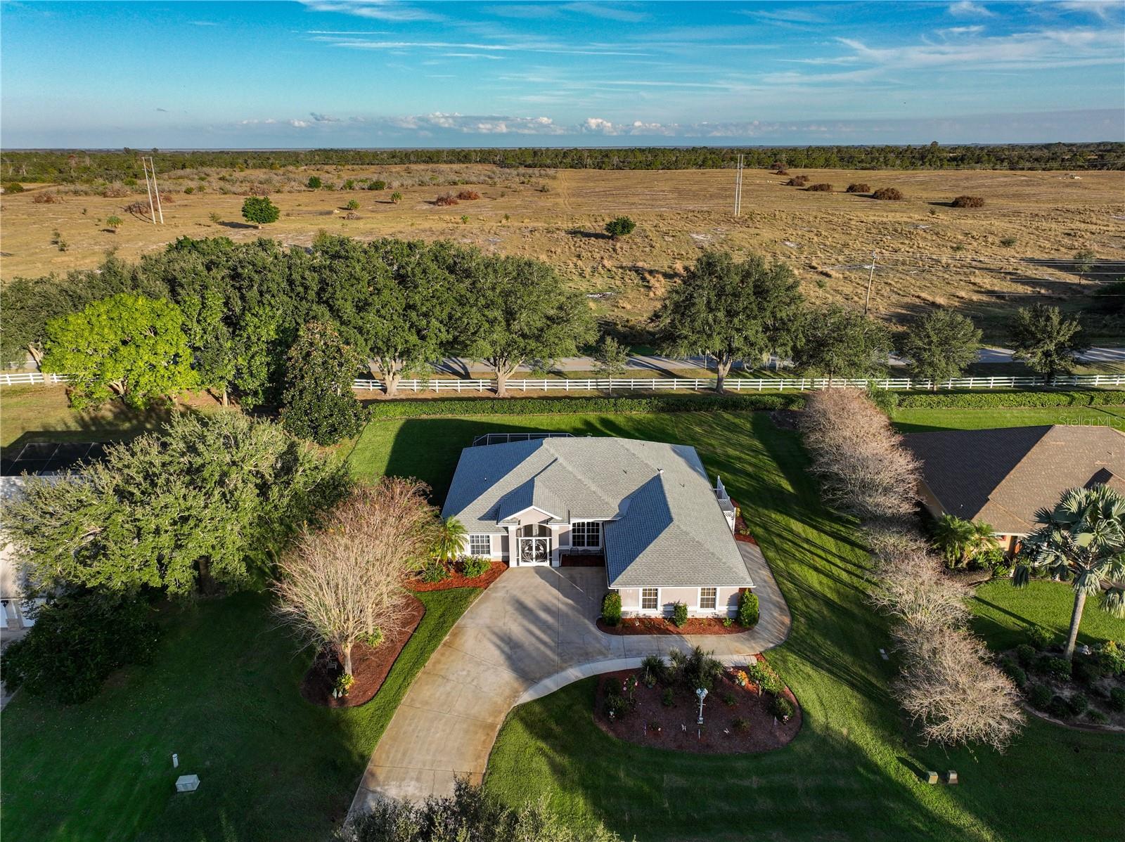 Photo of 16 MEADOWLAKE CIRCLE LAKE PLACID FL 33852