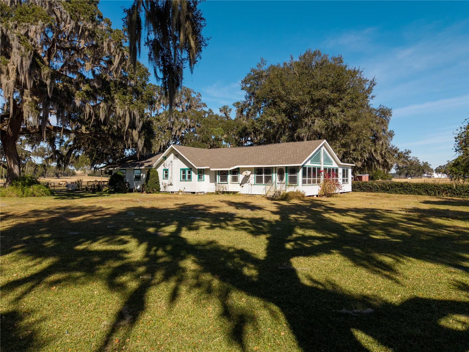 Photo of 9504 FORT KING ROAD DADE CITY FL 33525