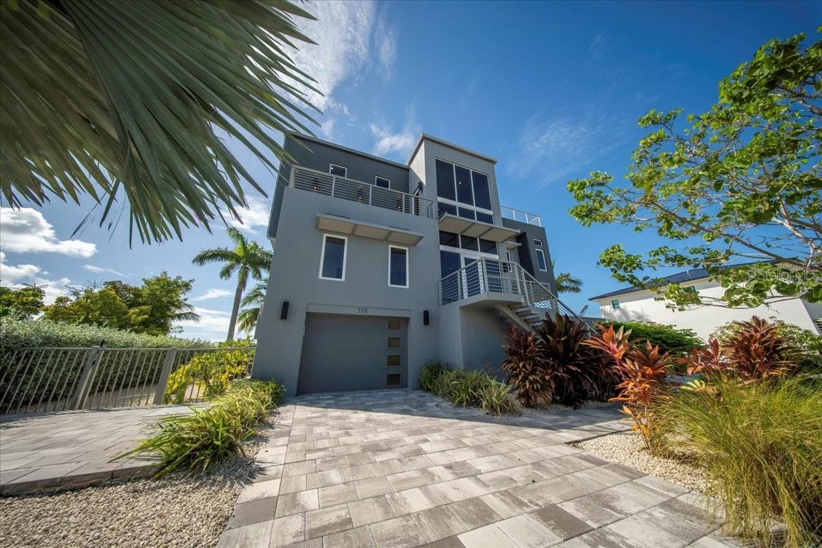 Photo of 118 AVENUE MARATHON FL 33050