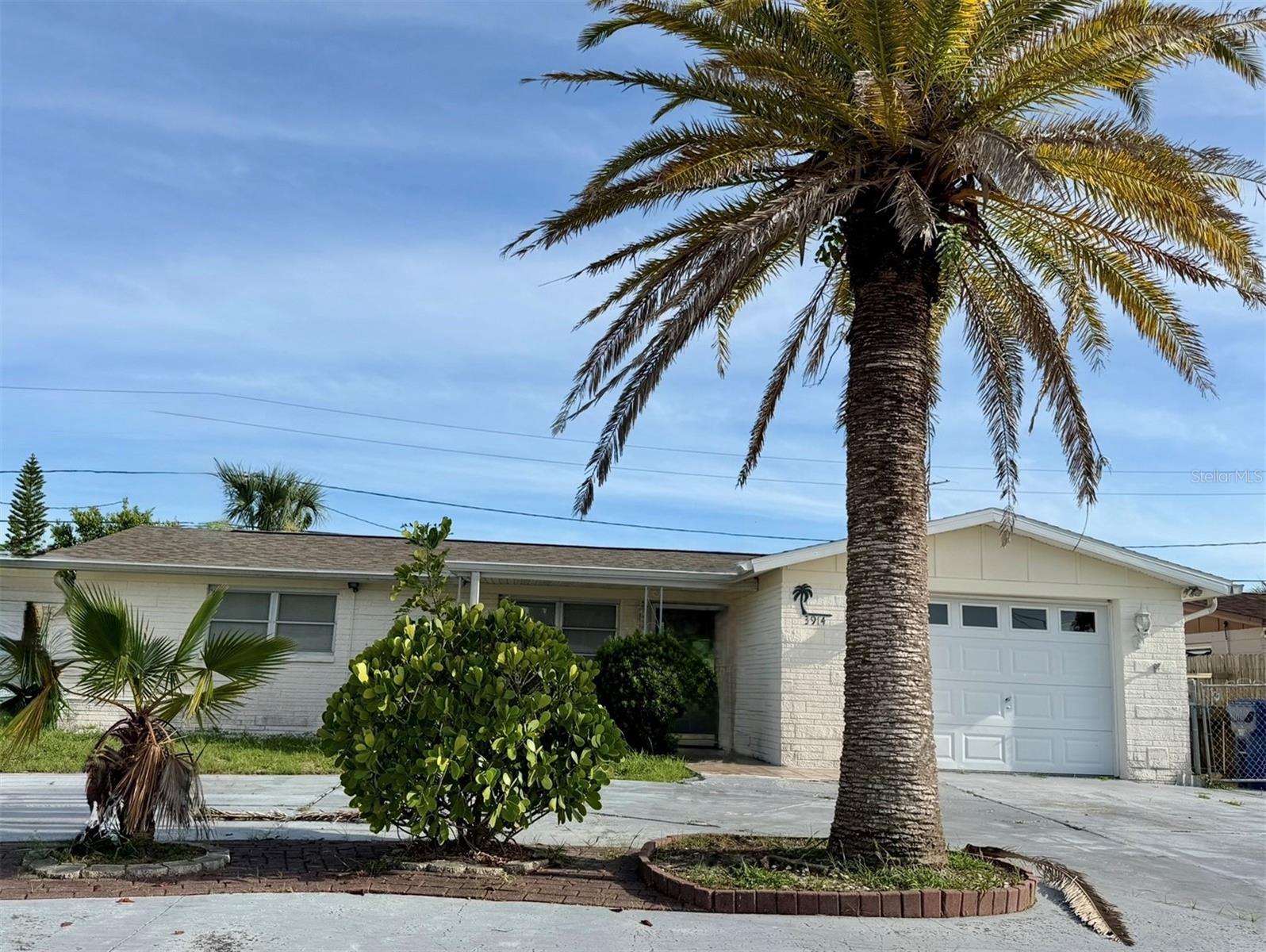 Photo of 3914 CARIOCA HOLIDAY FL 34691