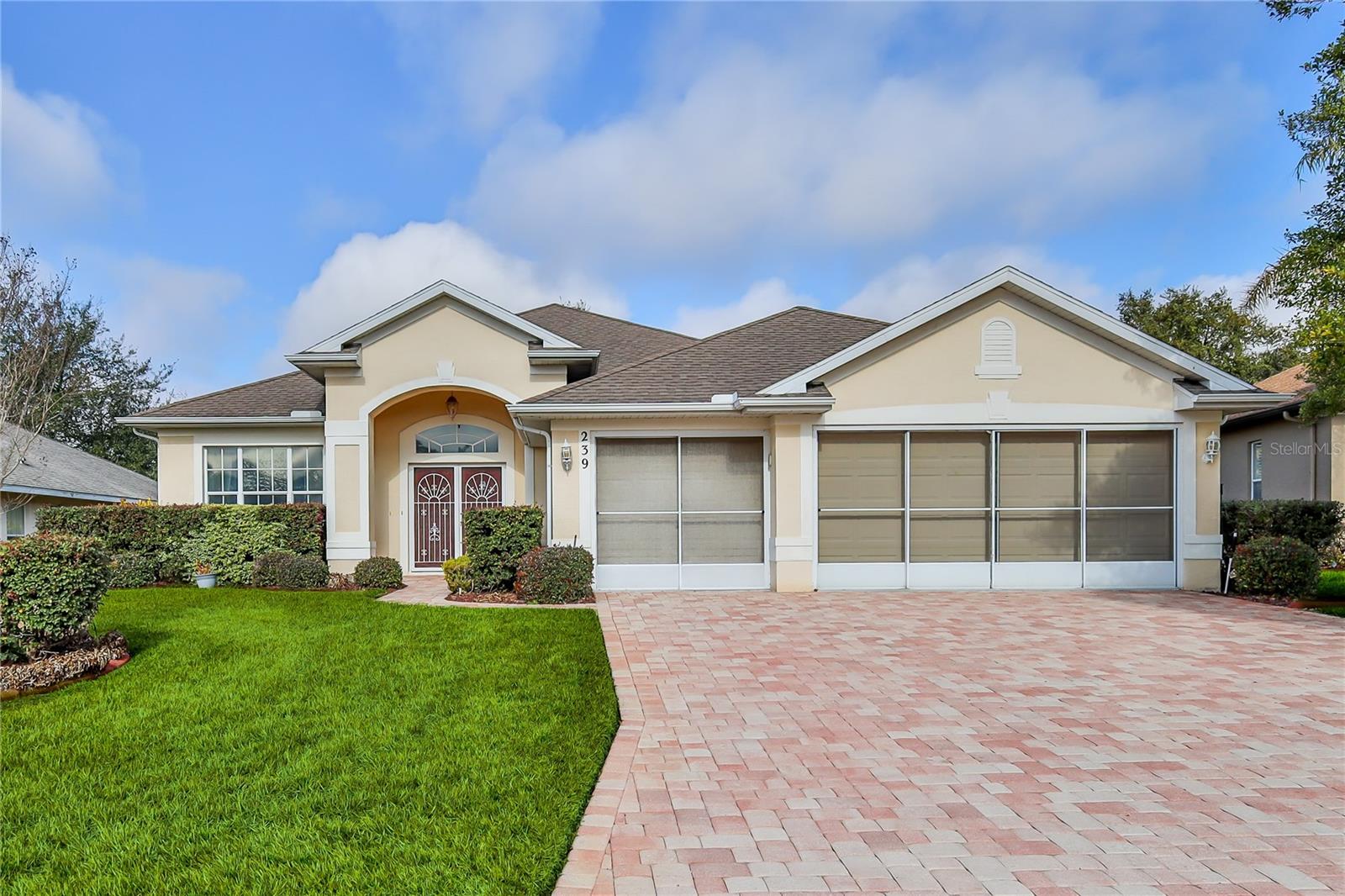Photo of 239 LONGLEAF COURT SPRING HILL FL 34609