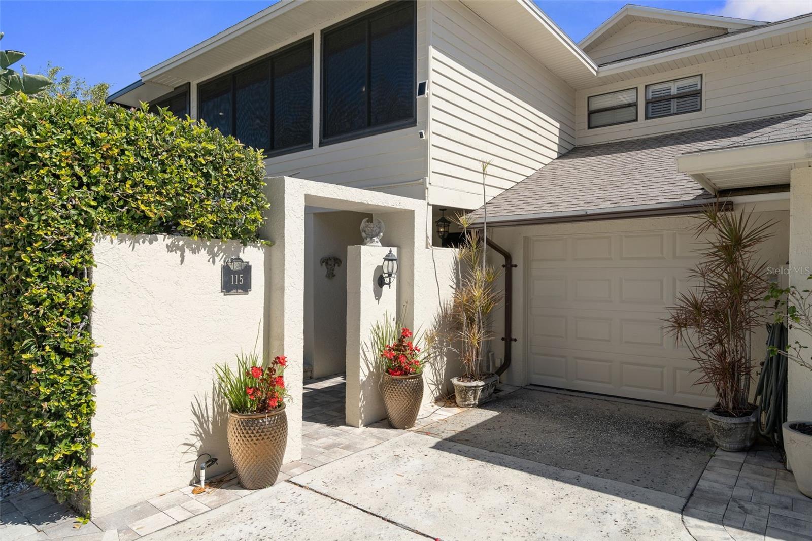Photo of 115 COLONY SOUTH DRIVE TARPON SPRINGS FL 34689
