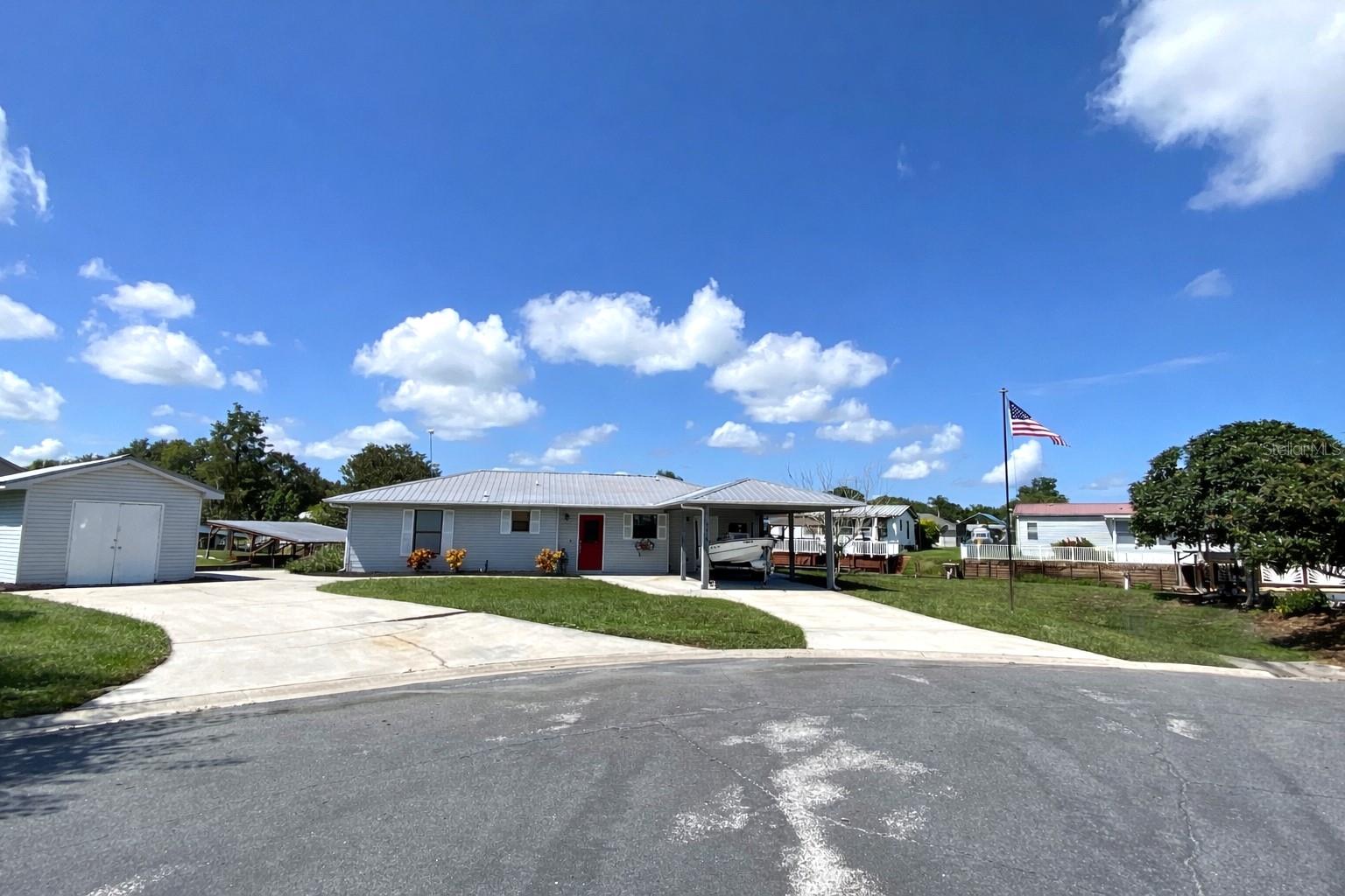 Photo of 535 MINNOW COURT KENANSVILLE FL 34739