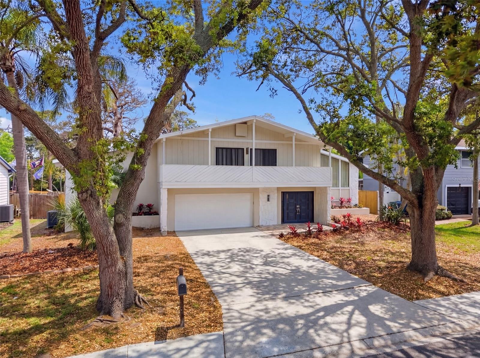 Photo of 8430 144TH LANE SEMINOLE FL 33776