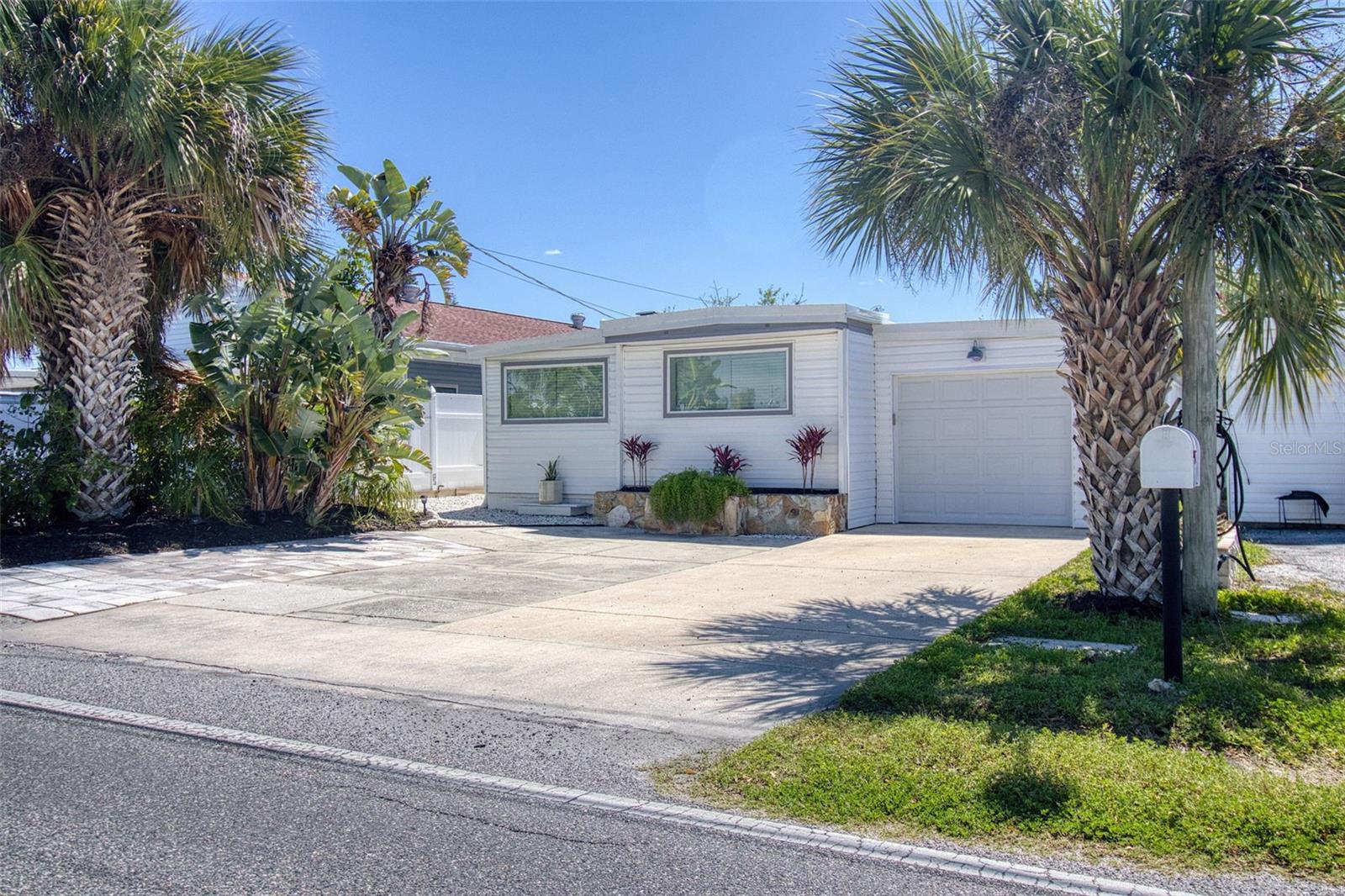 Photo of 6820 SEA RANCH DRIVE HUDSON FL 34667