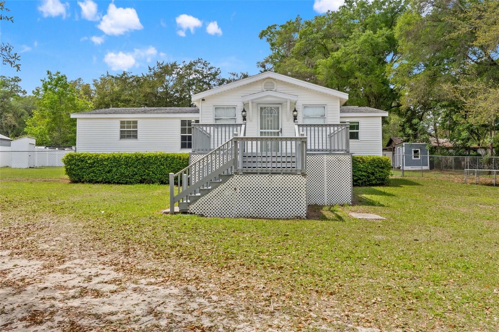 Photo of 7610 COUNTY ROAD 663 BUSHNELL FL 33513